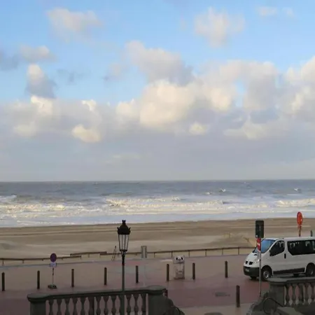 Apartment 2-bedroom Zeedijk Blankenberge