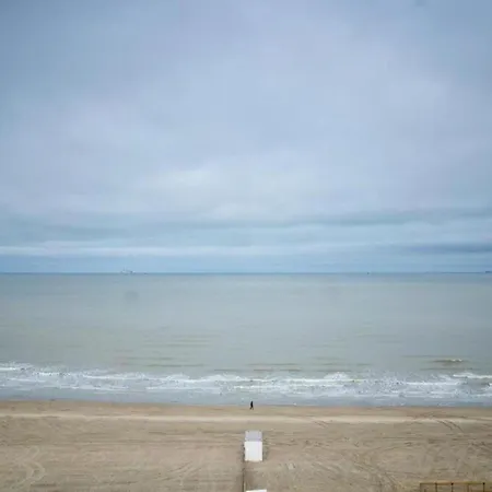 2-bedroom Zeedijk * Blankenberge