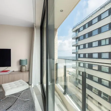 2-bedroom Zeedijk Apartment
